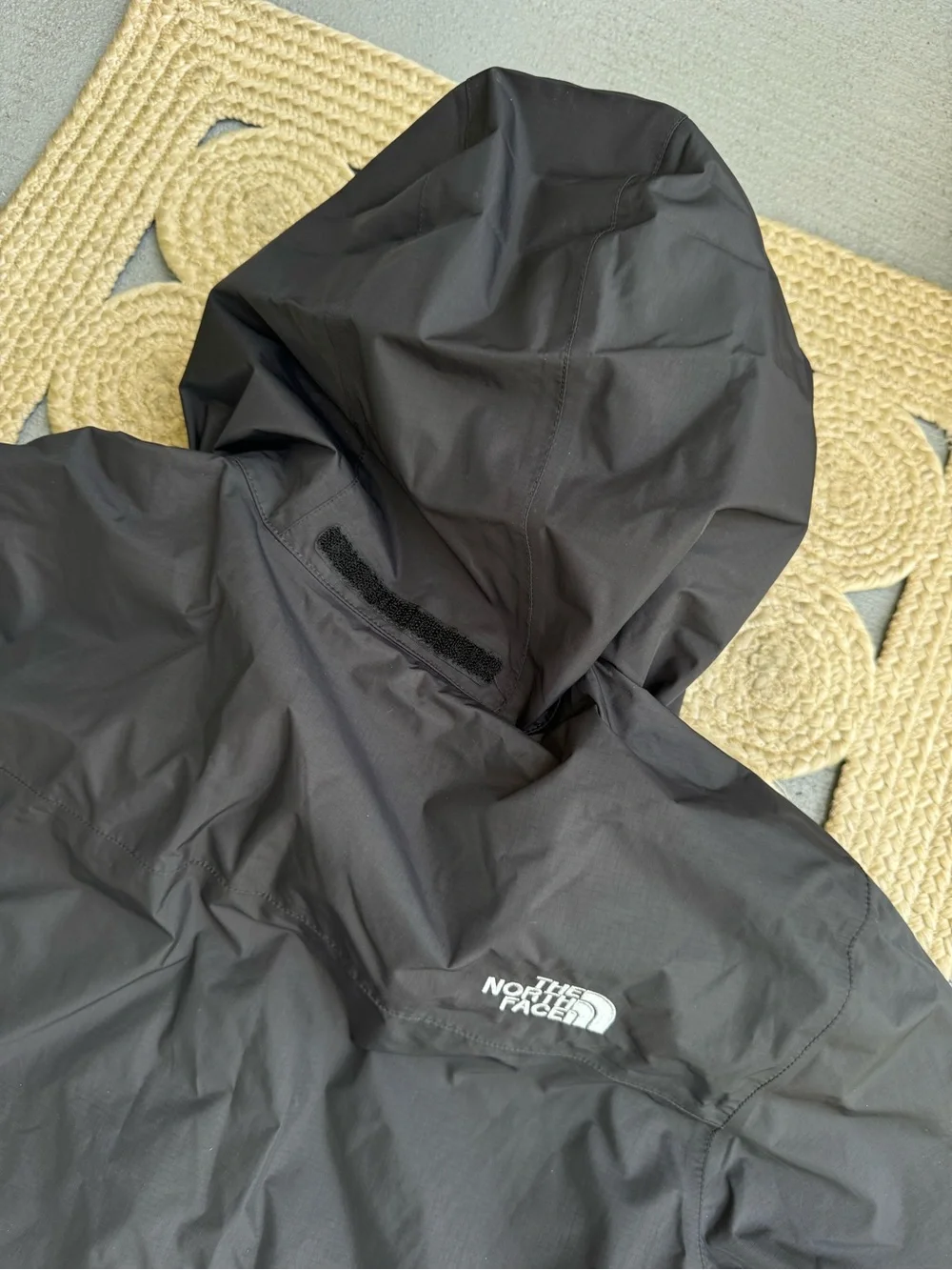 The North Face Black Waterproof Rain Windbreaker Jacket Men's Size XL